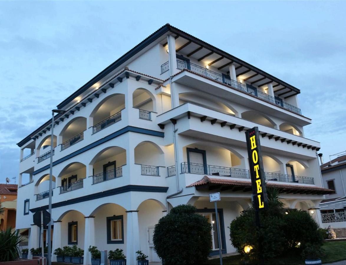 Hotel Rosa Dei Venti Castelsardo Eksteriør bilde