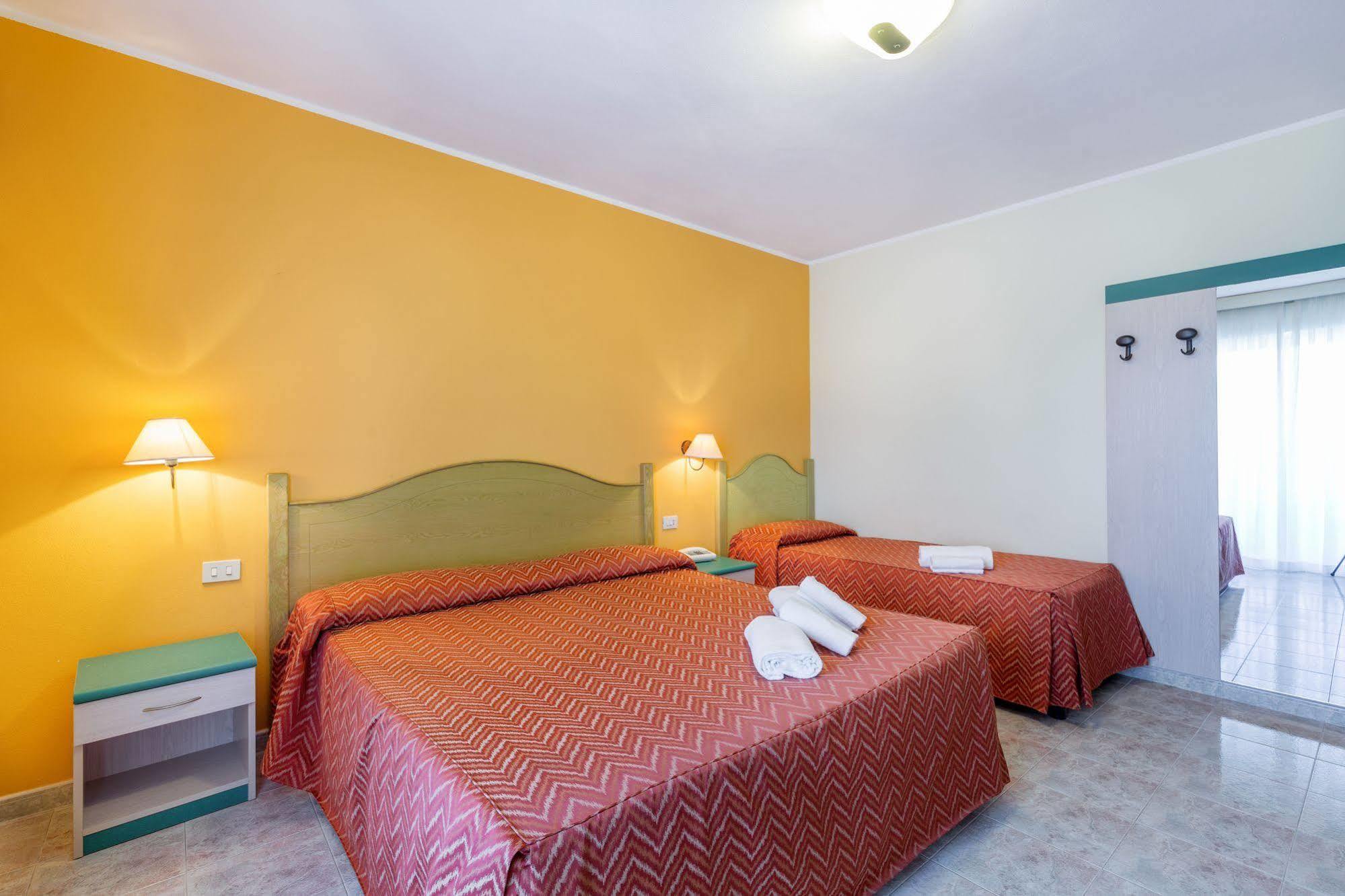 Hotel Rosa Dei Venti Castelsardo Eksteriør bilde